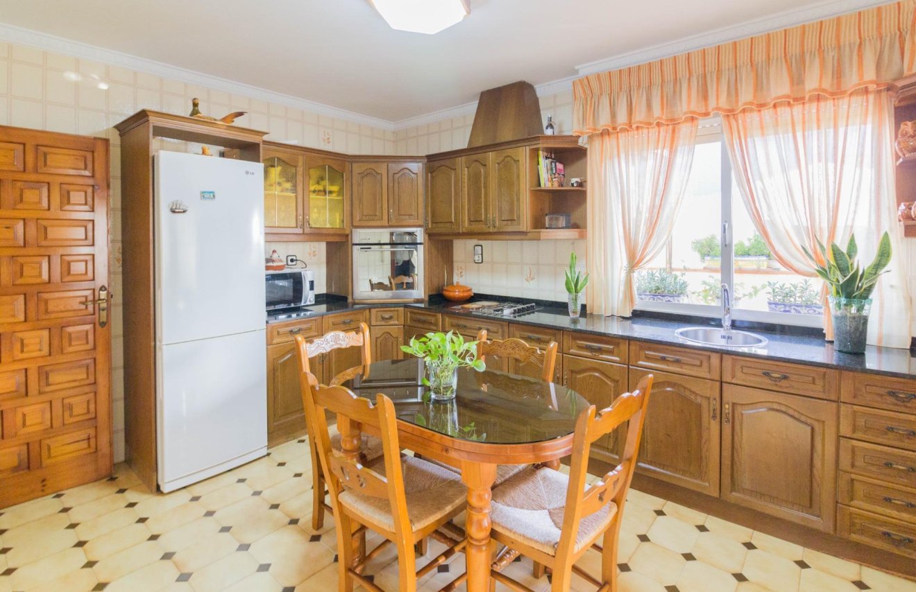 Resale - Casa - Cox - Avda. del carmen