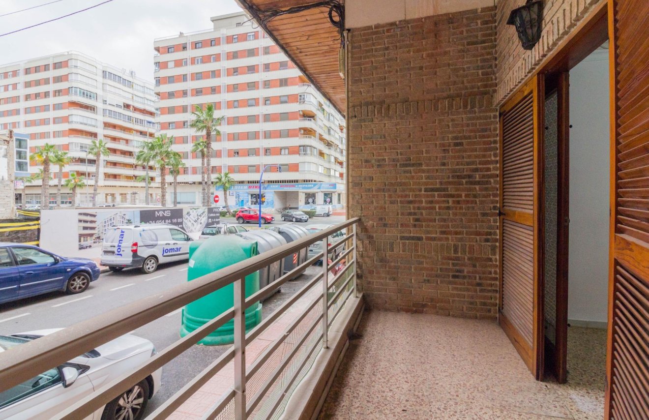 Resale - Piso - Torrevieja - Acequion