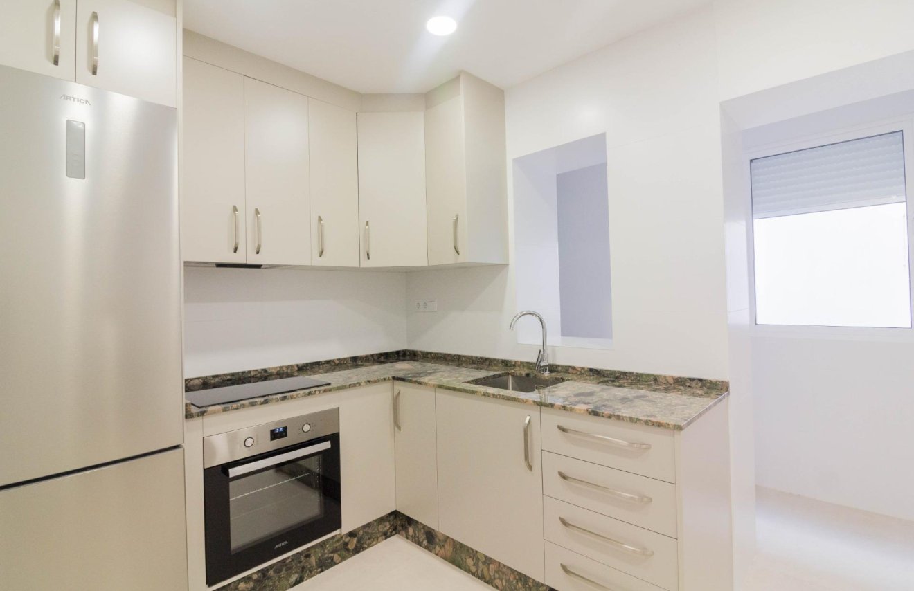 Long Term Rental - Piso - Elche - Centro