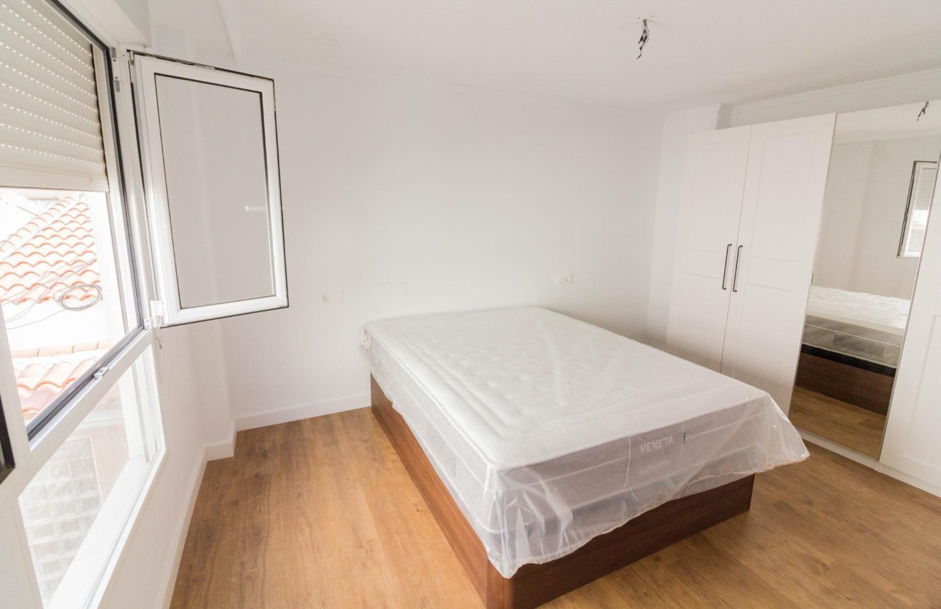 Resale - Piso - Orihuela - Zona Centro