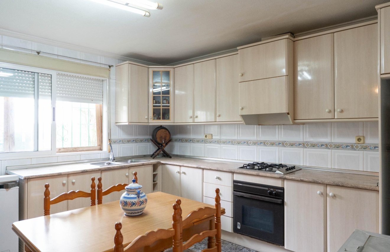 Resale - Casa - Orihuela - Arneva