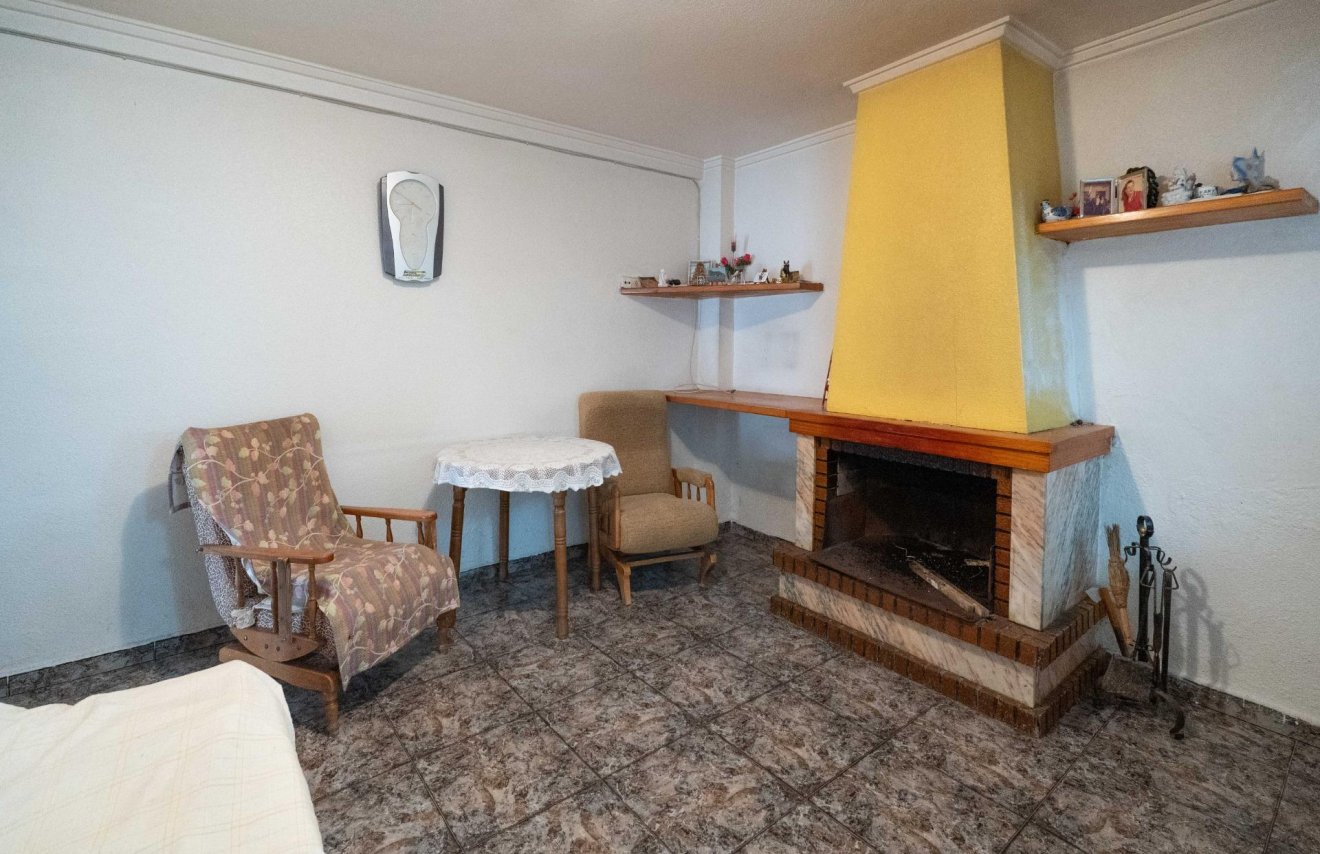 Resale - Casa - Orihuela - Arneva