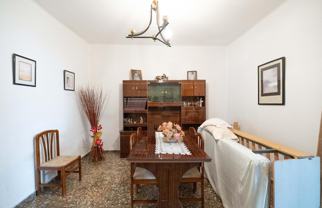 Resale - Casa - Orihuela - Arneva