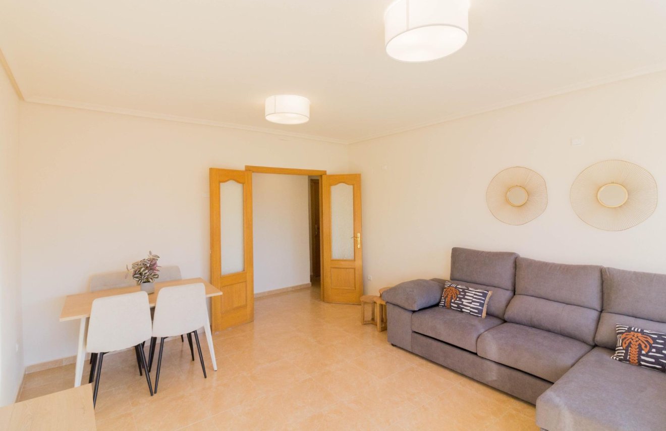 Resale - Piso - Albatera - Pueblo 11