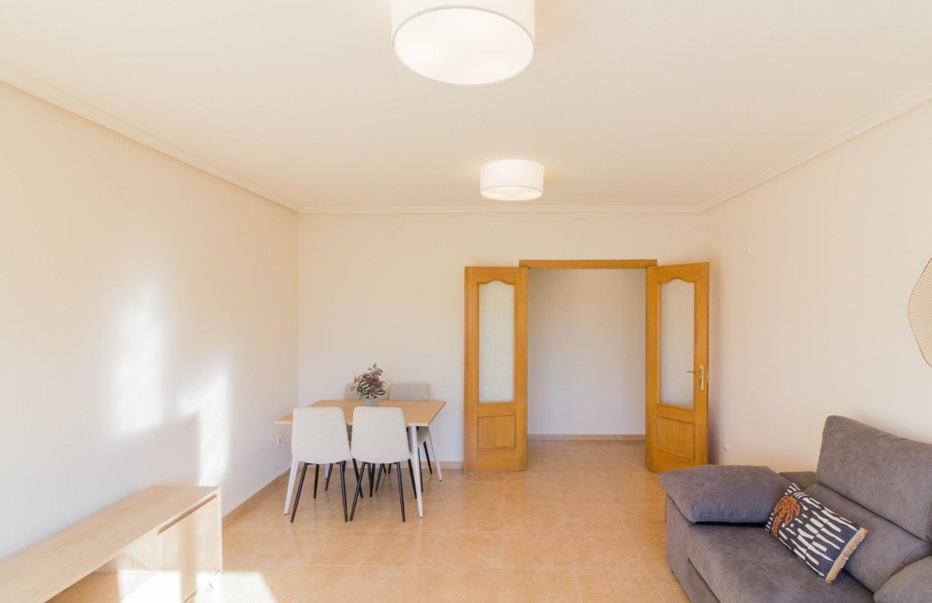 Resale - Piso - Albatera - Pueblo 11