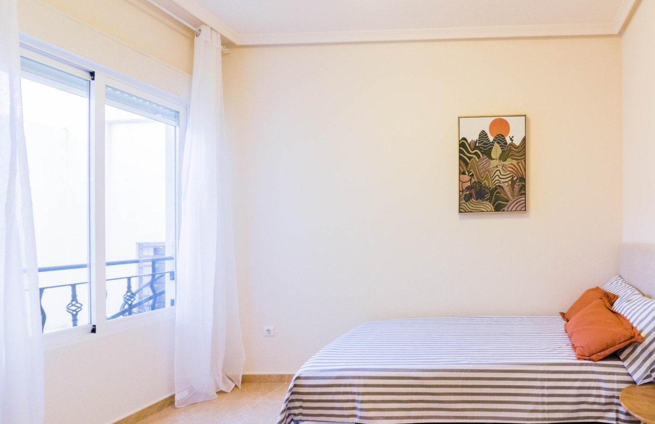 Resale - Piso - Albatera - Pueblo 11