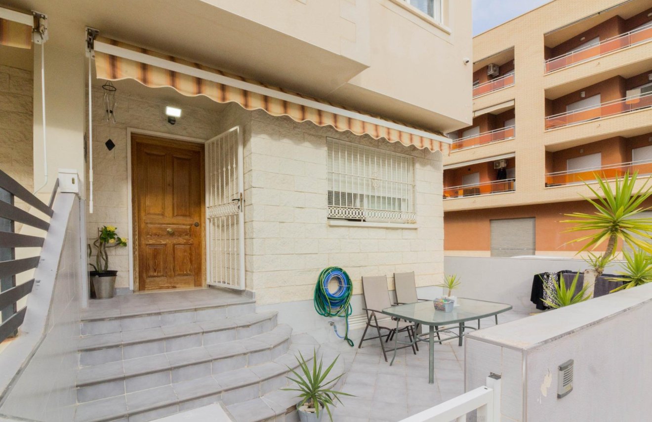 Reventa - Adosado - Redován