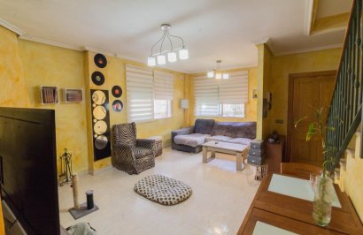 Reventa - Adosado - Redován