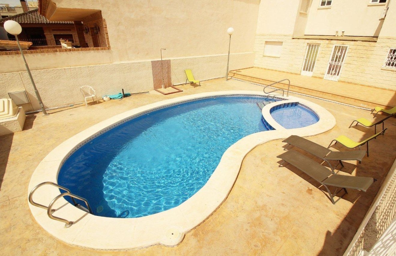 Reventa - Adosado - Redován