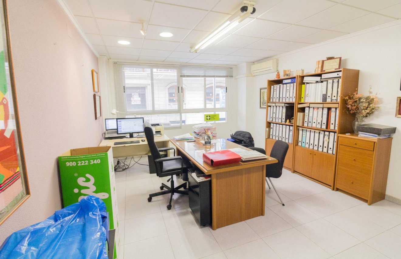 Reventa - Oficina - Orihuela - Zona Centro