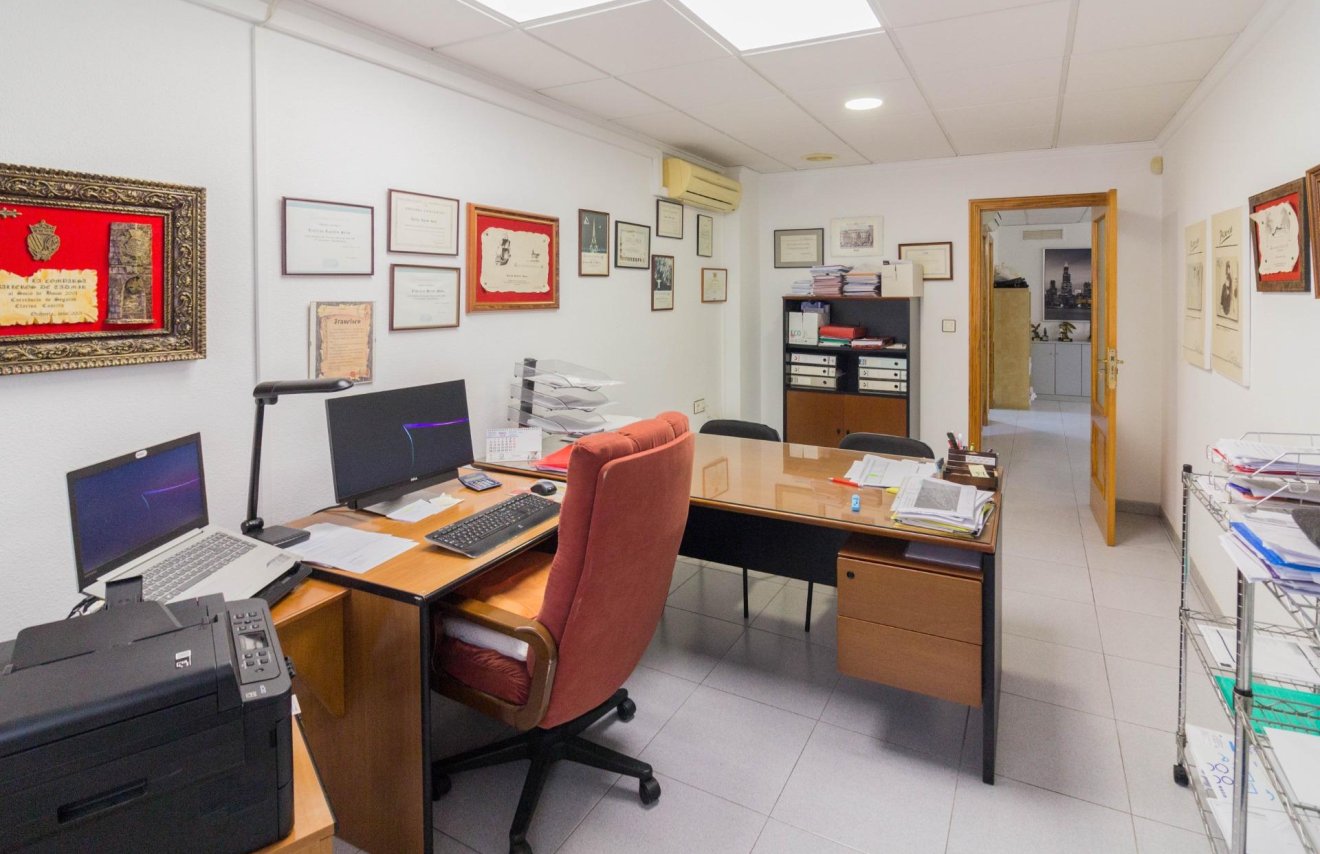 Reventa - Oficina - Orihuela - Zona Centro