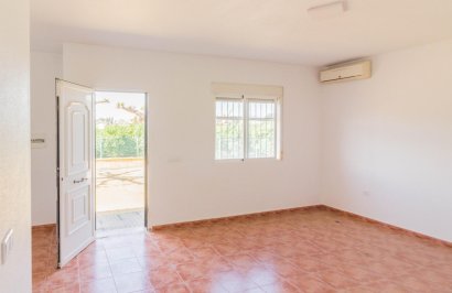 Reventa - Casa - Orihuela - Desamparados-Hurchillo-Torremendo