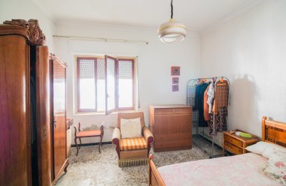 Reventa - Casa - Beniel - CENTRO