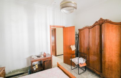 Reventa - Casa - Beniel - CENTRO