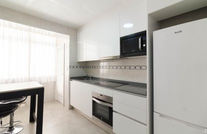 Alquiler a largo plazo - Piso - Orihuela - Zona Centro