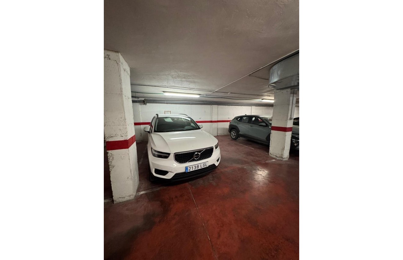 Resale - Garage - Callosa de Segura - Comunidad valenciana