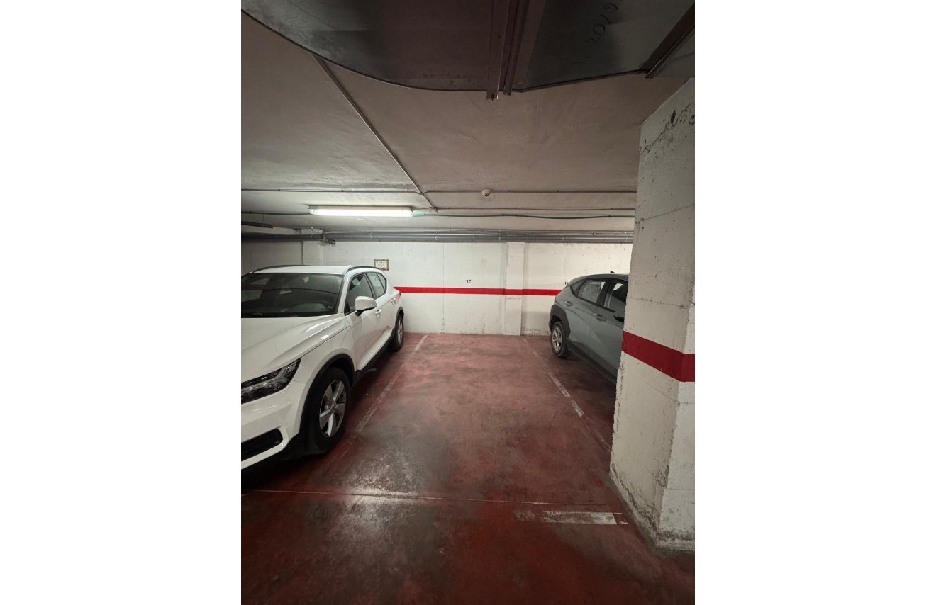 Resale - Garage - Callosa de Segura - Comunidad valenciana