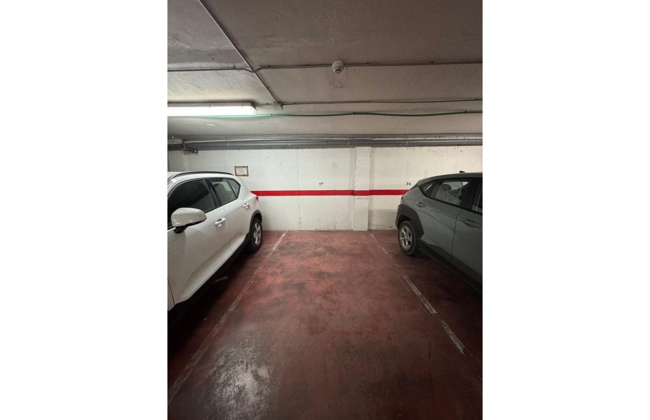 Resale - Garage - Callosa de Segura - Comunidad valenciana