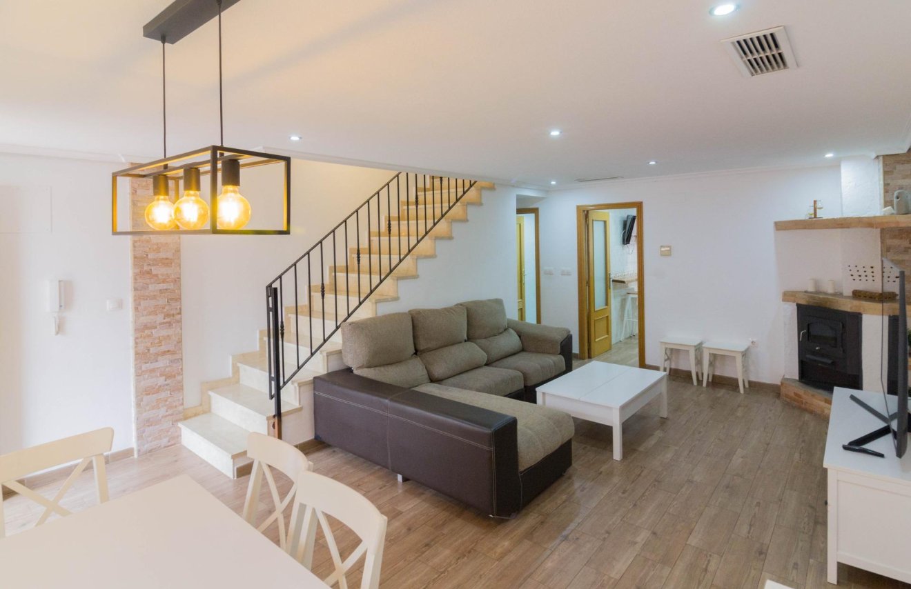 Long Term Rental - Townhouse - Redován - Comunidad valenciana