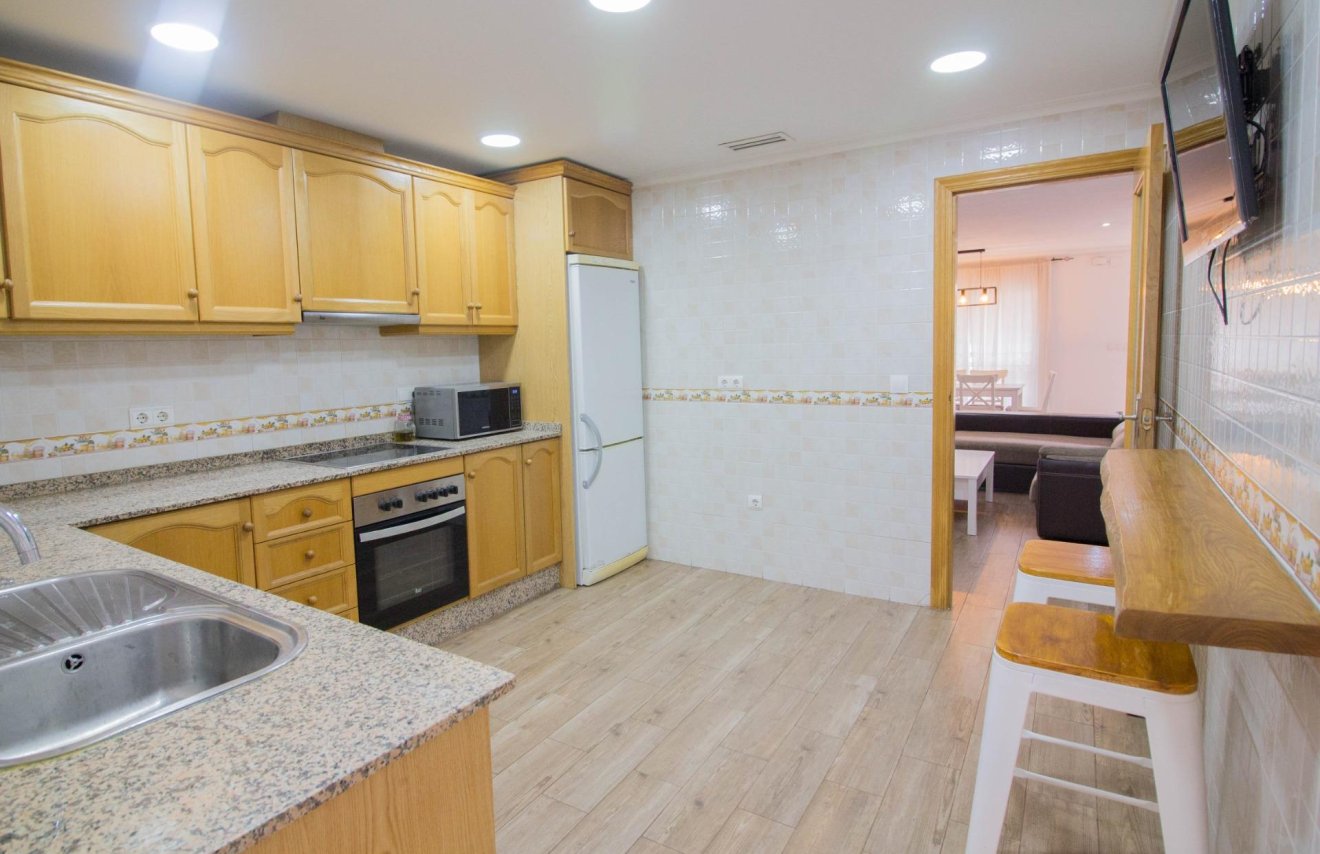 Long Term Rental - Townhouse - Redován - Comunidad valenciana