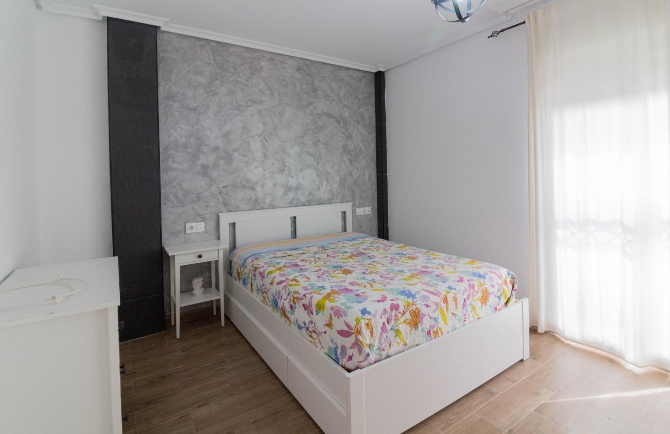 Long Term Rental - Townhouse - Redován - Comunidad valenciana