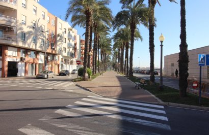 Reventa - Local comercial - Orihuela - Orihuela Ciudad