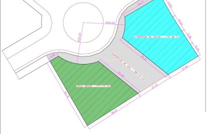 Reventa - Terreno urbano - Redován - Carretera