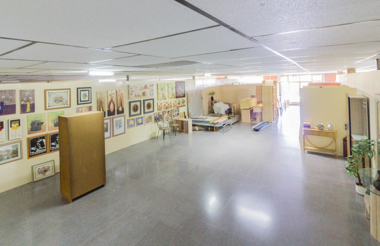 Reventa - Nave industrial - Callosa de Segura - Barrio el Palmeral