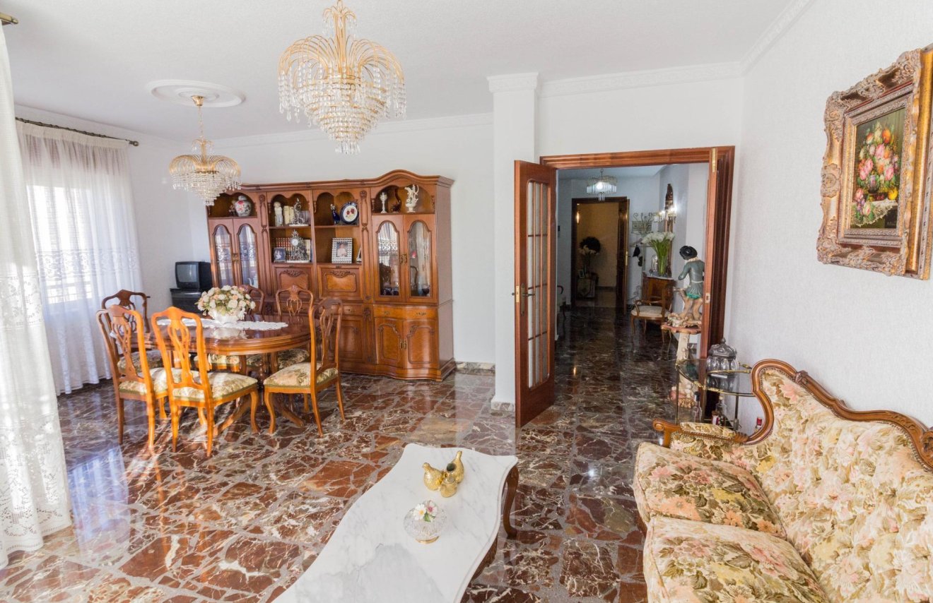 Reventa - Casa - Cox - Avda. del carmen