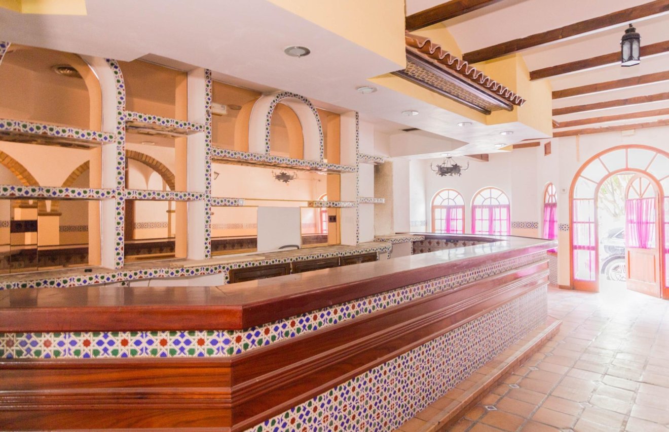 Reventa - Local comercial - Redován - Comunidad valenciana