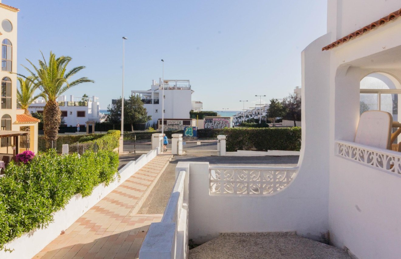 Reventa - Adosado - Torrevieja - Torre la mata