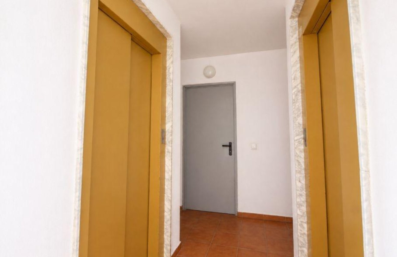 Reventa - Apartamento - Torrevieja - Playa de los Locos