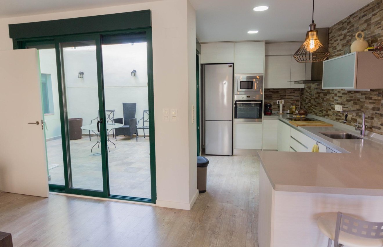Revente - Casa - Orihuela - Zona Centro