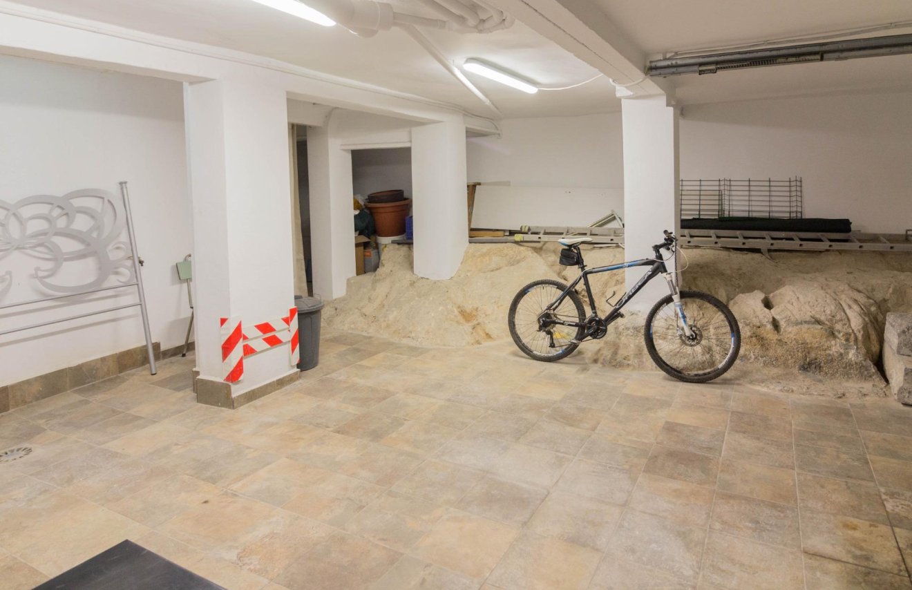 Revente - Casa - Orihuela - Zona Centro