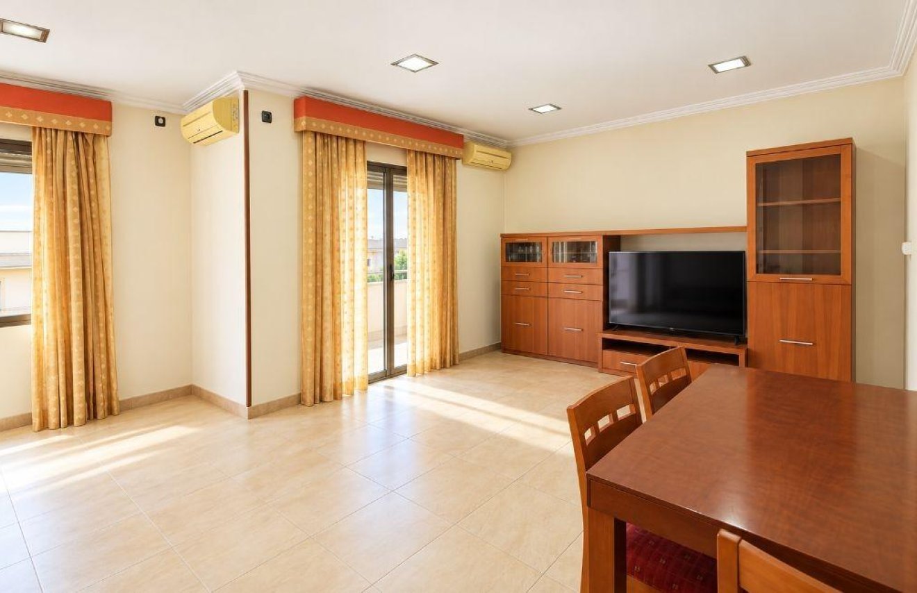 Reventa - Apartamento - Redován - Comunidad valenciana