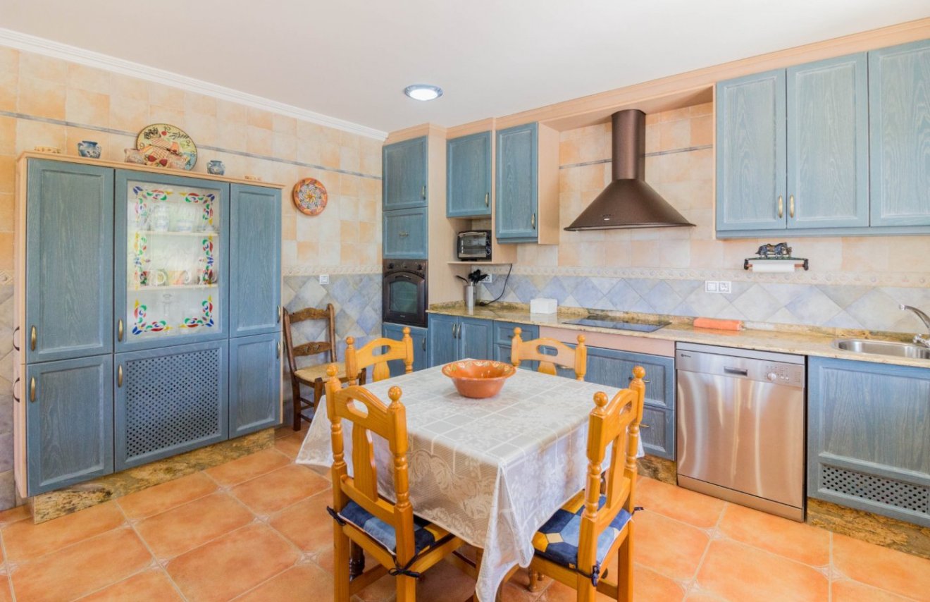 Resale - Villa de Lujo - Redován