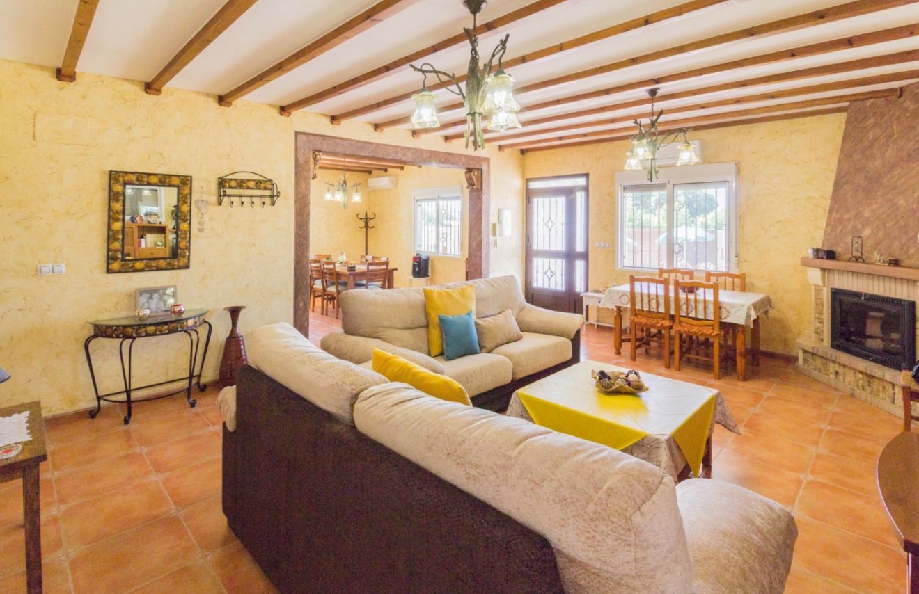 Resale - Villa de Lujo - Redován