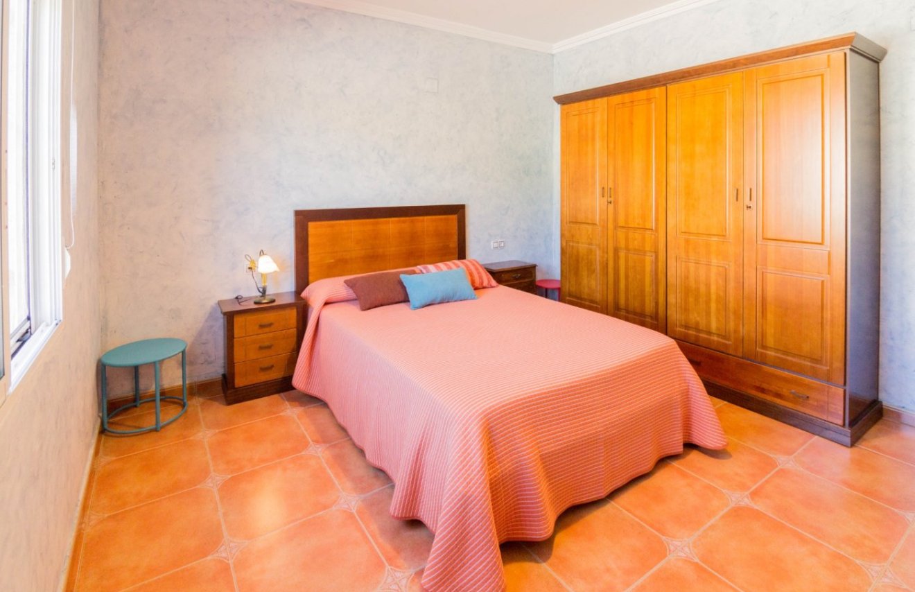 Resale - Villa de Lujo - Redován
