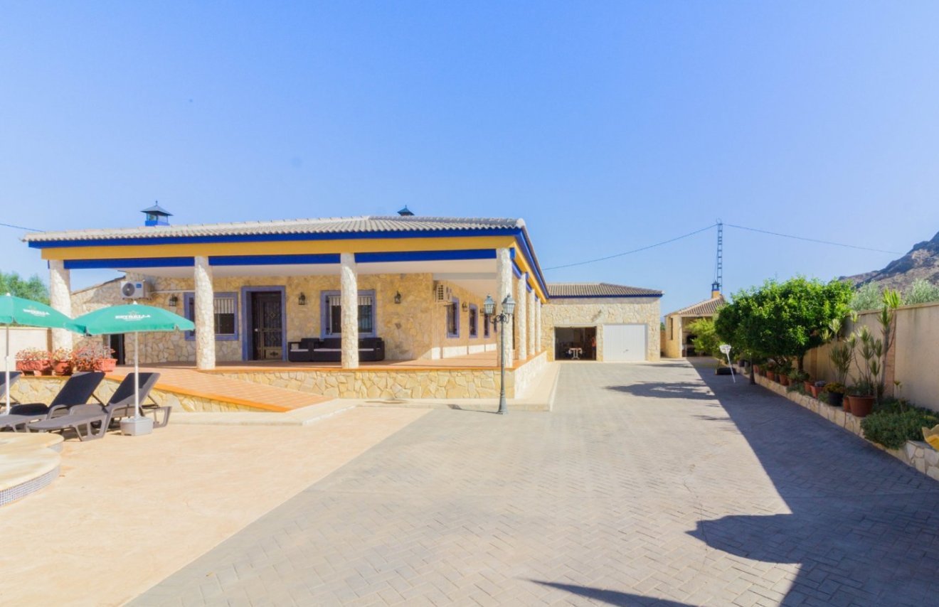 Resale - Villa de Lujo - Redován