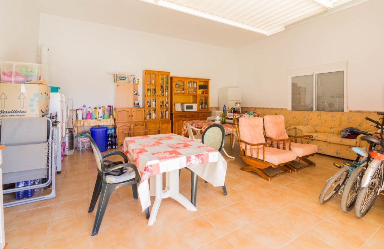 Resale - Villa de Lujo - Redován