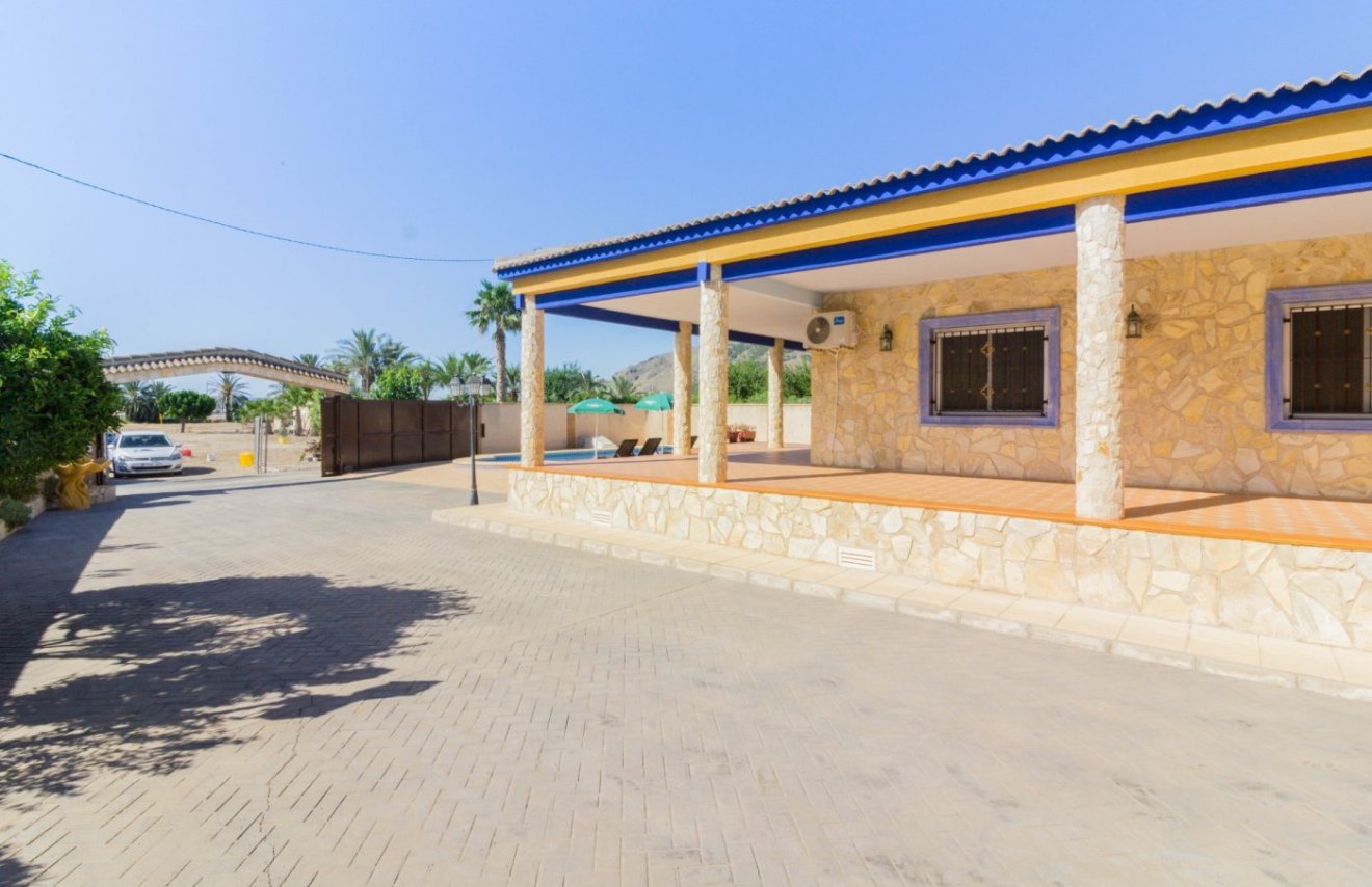 Resale - Villa de Lujo - Redován