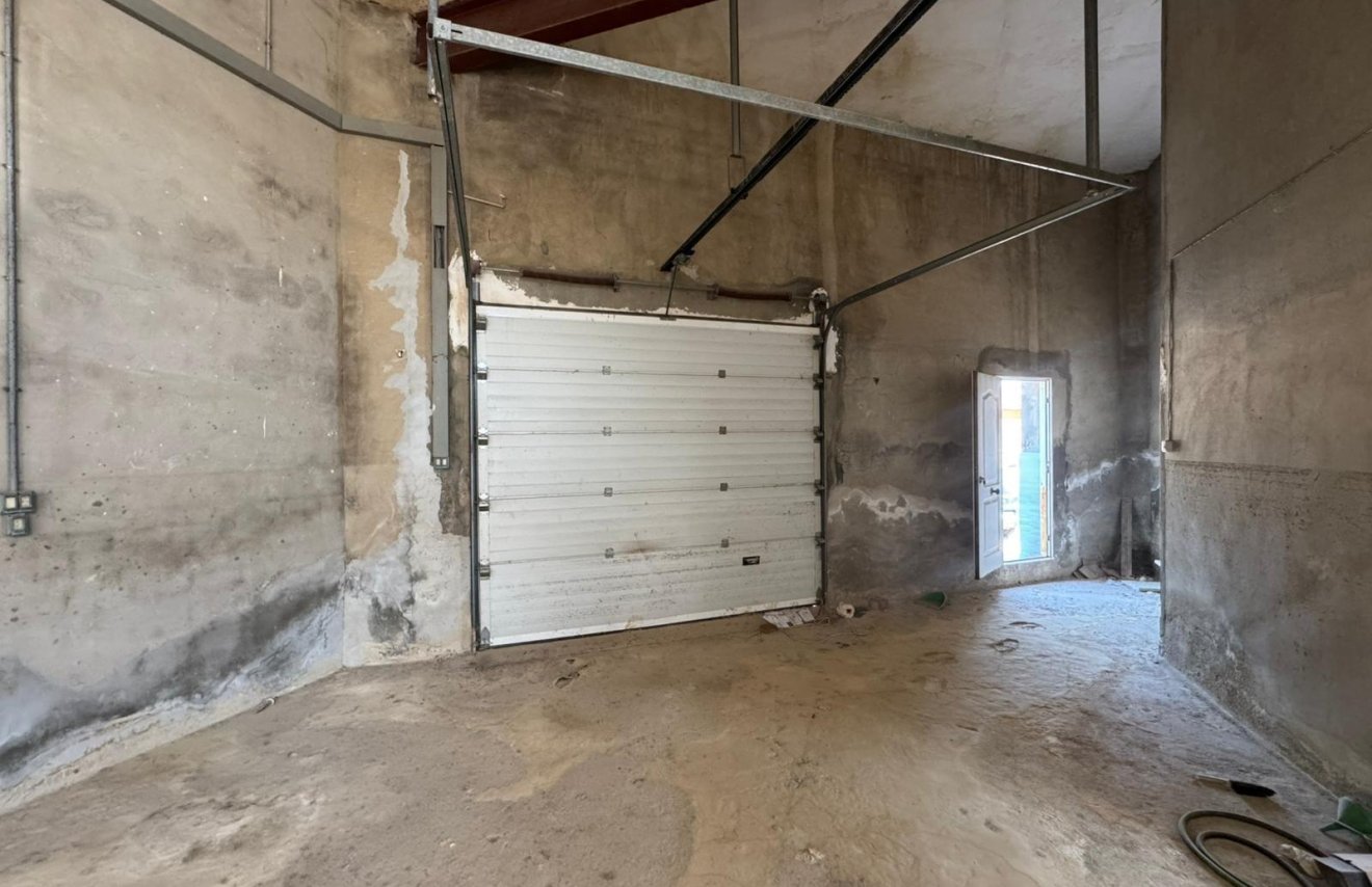 Reventa - Casa - Orihuela - Molins-Campaneta-San Bartolomé