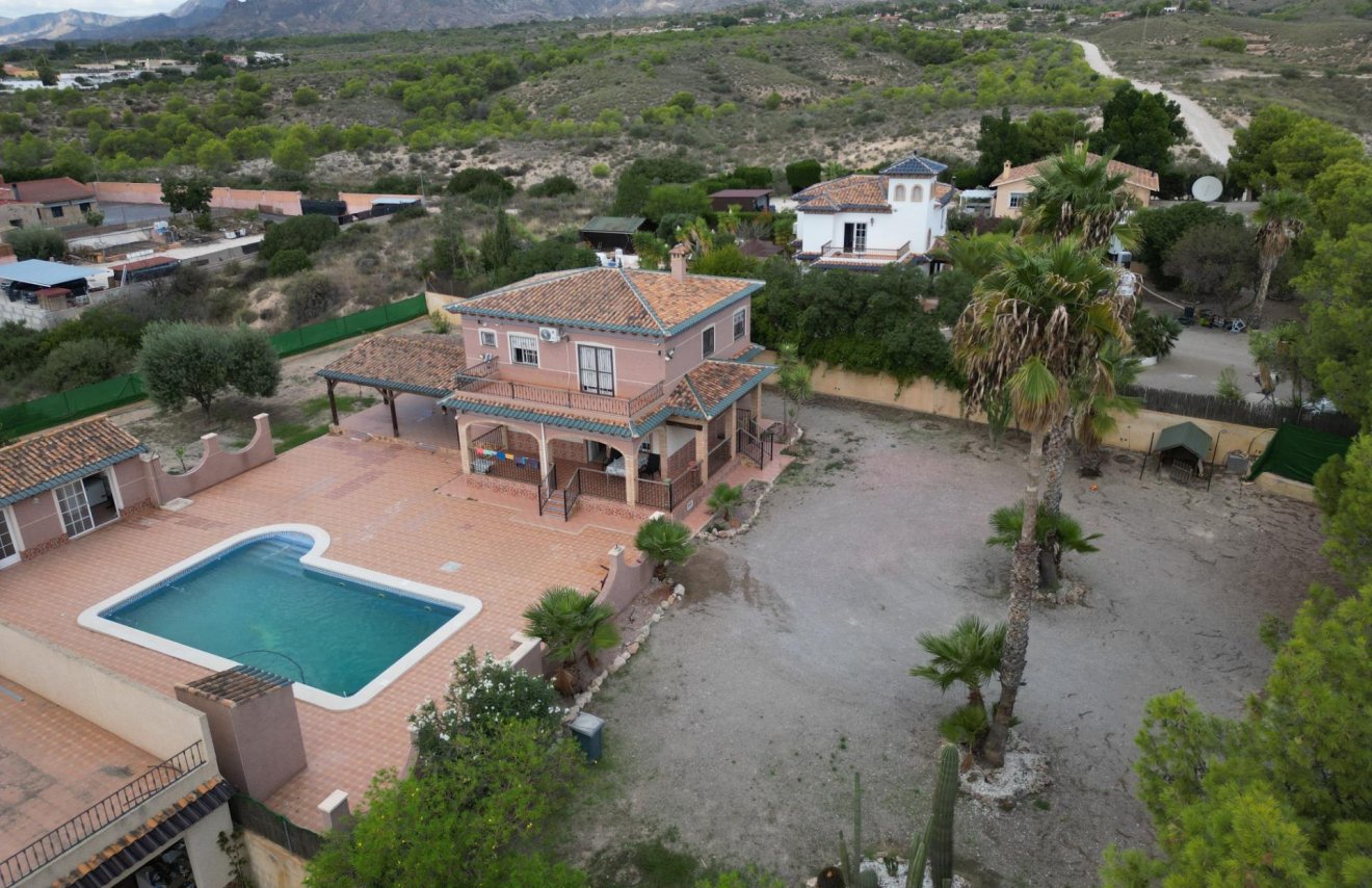 Reventa - Chalet - Albatera - Partida lomas