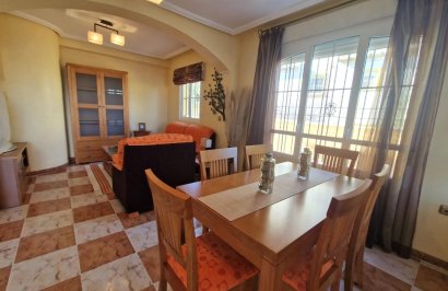 Resale - Casa Tipo Dúplex - Orihuela Costa - Montezenia