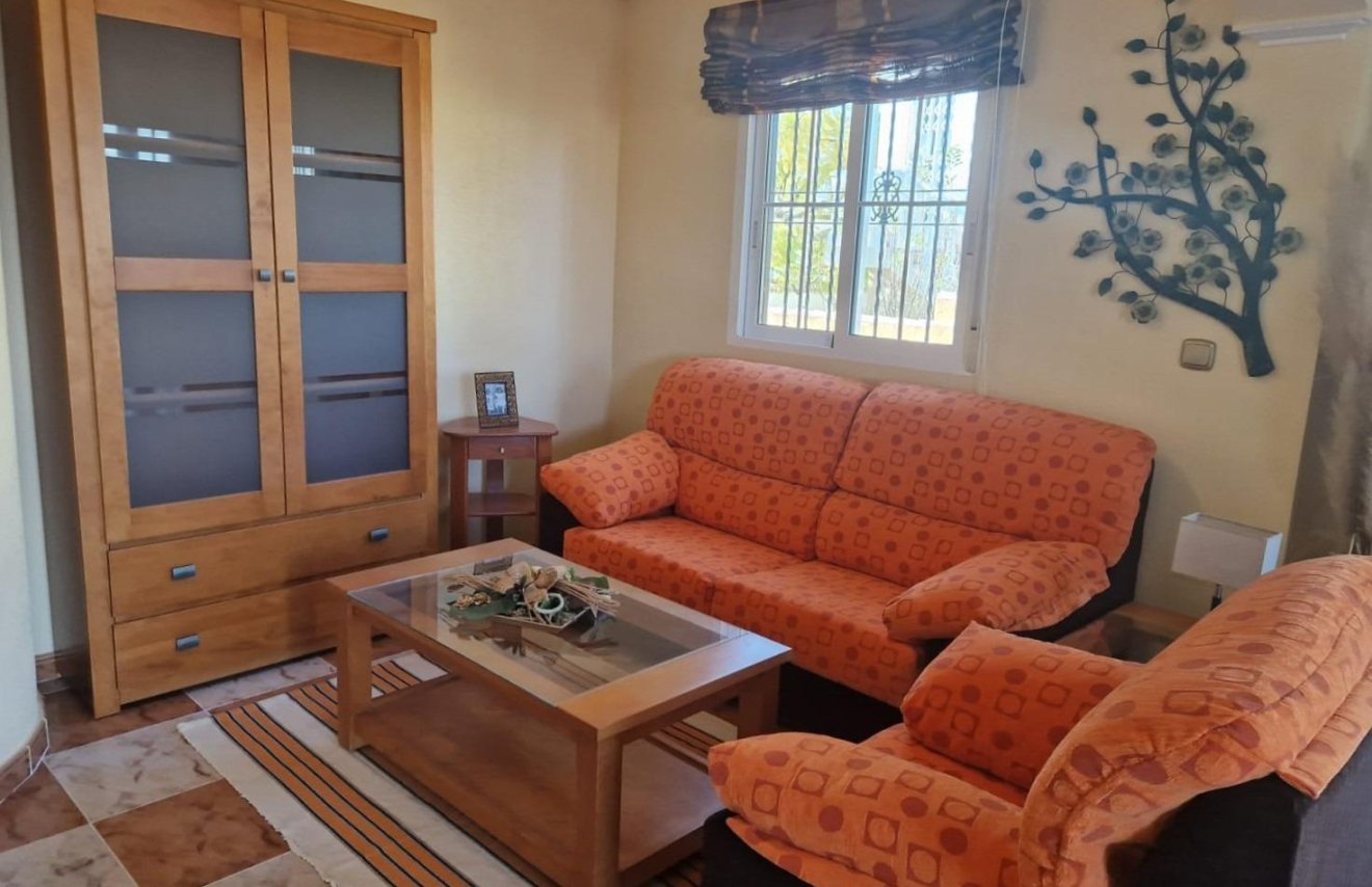 Resale - Casa Tipo Dúplex - Orihuela Costa - Montezenia