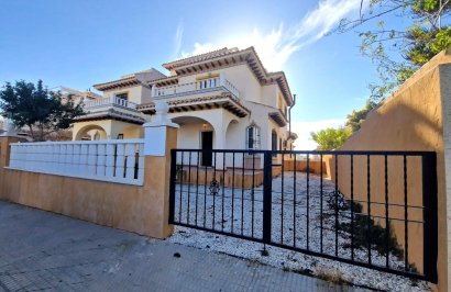 Reventa - Casa Tipo Dúplex - Orihuela Costa - Montezenia