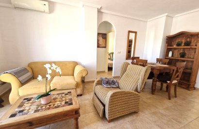 Resale - Bungalow Planta Alta - Torrevieja - Aguas nuevas 1