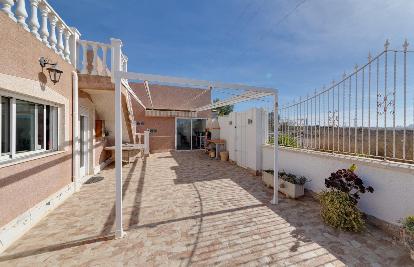 Resale - Chalet - Torrevieja - La siesta