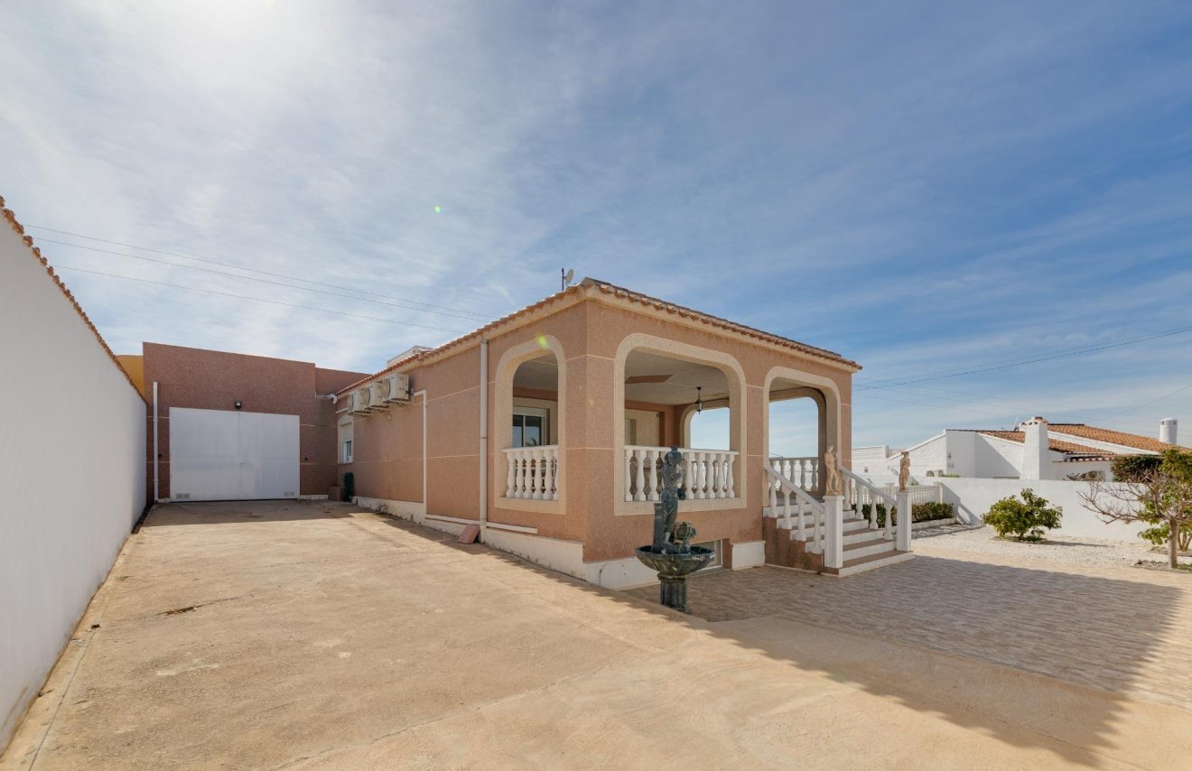 Reventa - Chalet - Torrevieja - La siesta