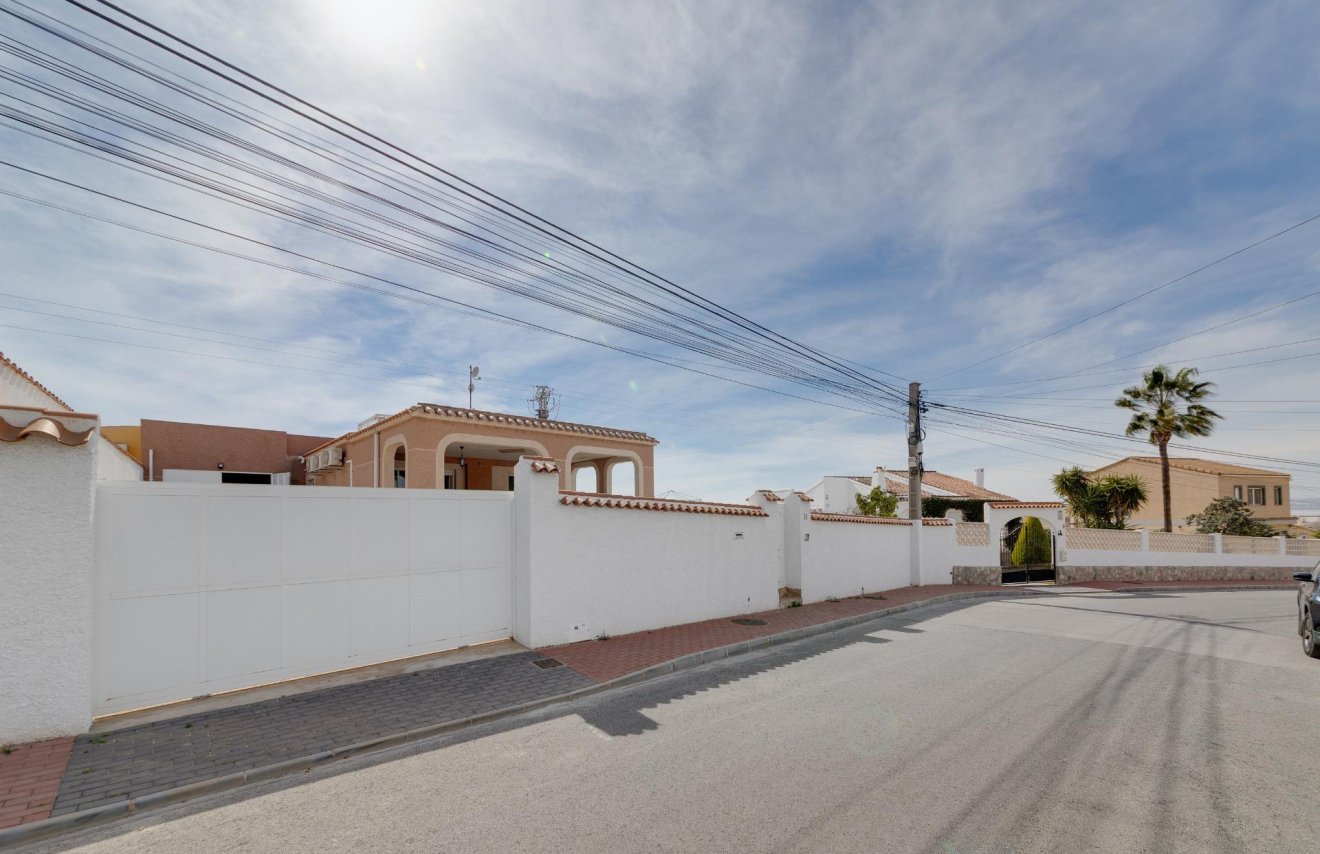 Reventa - Chalet - Torrevieja - La siesta